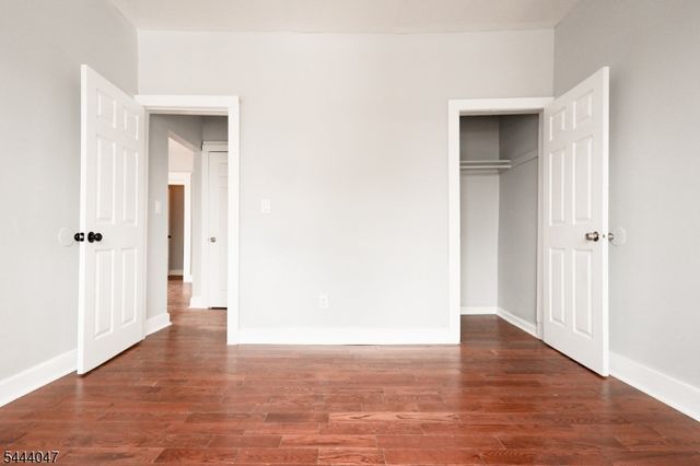 48 Salem St, Newark City, NJ 07106