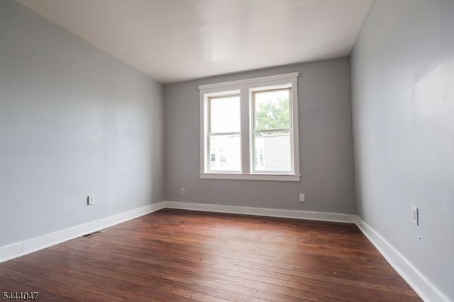 48 Salem St, Newark City, NJ 07106