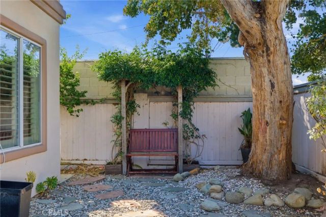 2409 Ruhland Ave. B, Redondo Beach, CA 90278