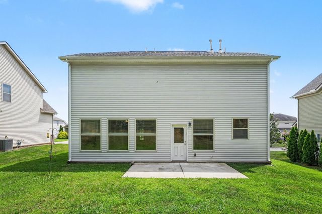 1034 Keeneland Dr, Spring Hill, TN 37174