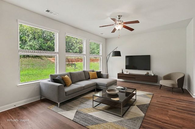 1034 Keeneland Dr, Spring Hill, TN 37174