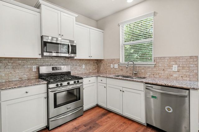 1034 Keeneland Dr, Spring Hill, TN 37174