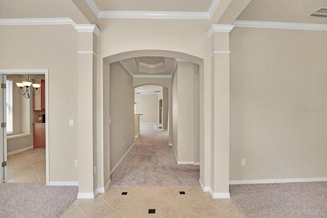 6025 CHURCHSIDE DRIVE, Lithia, FL 33547