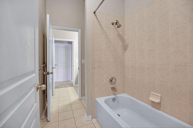 6025 CHURCHSIDE DRIVE, Lithia, FL 33547