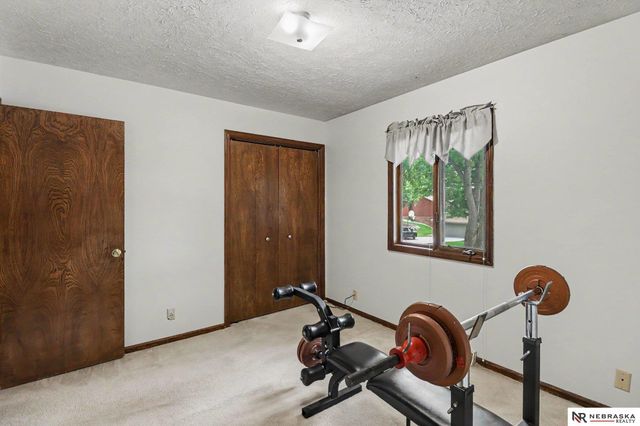 11436 Castelar Circle, Omaha, NE 68144