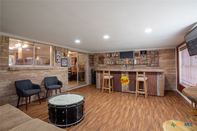 103 Canterbury Lane, Victoria, TX 77904