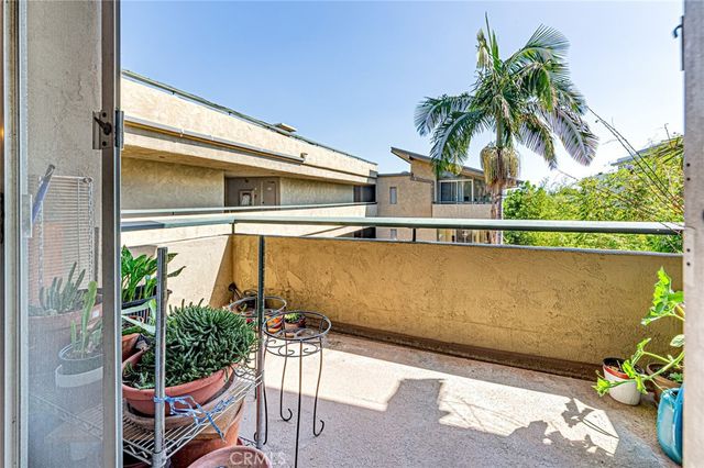 960 SAN PASQUAL Street, Pasadena, CA 91106