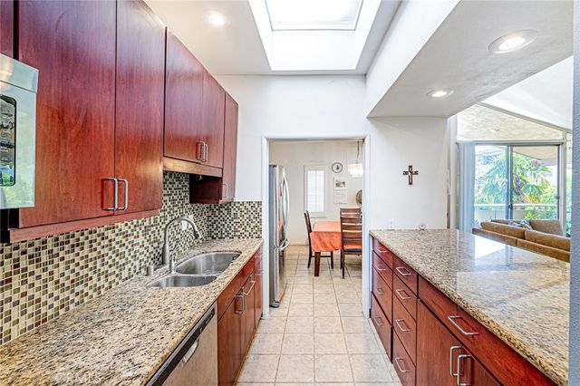 960 SAN PASQUAL Street, Pasadena, CA 91106