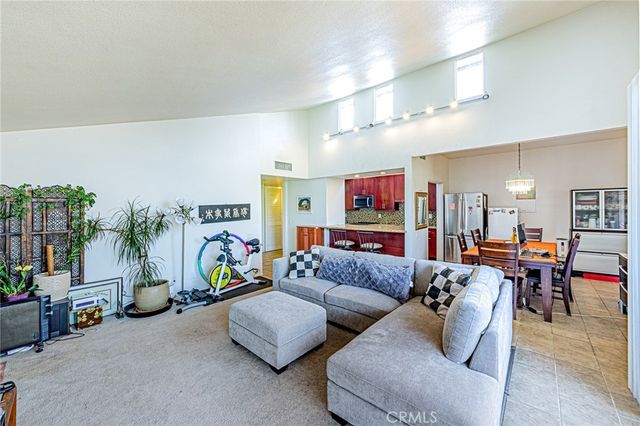 960 SAN PASQUAL Street, Pasadena, CA 91106