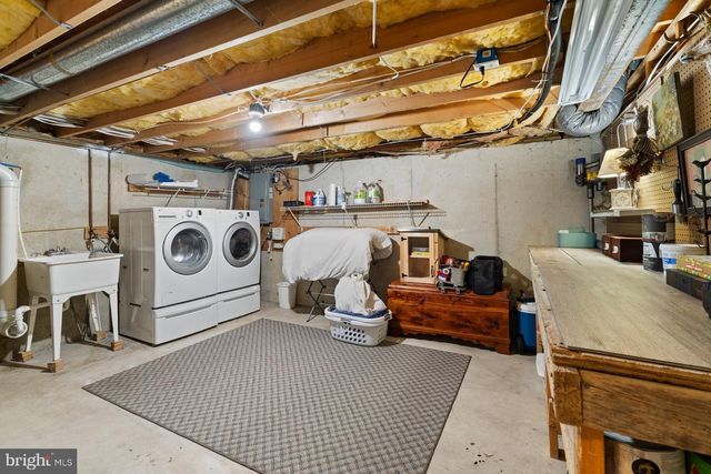 804 MAIDSTONE RD, Harrisburg, PA 17111