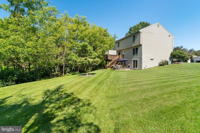 804 MAIDSTONE RD, Harrisburg, PA 17111