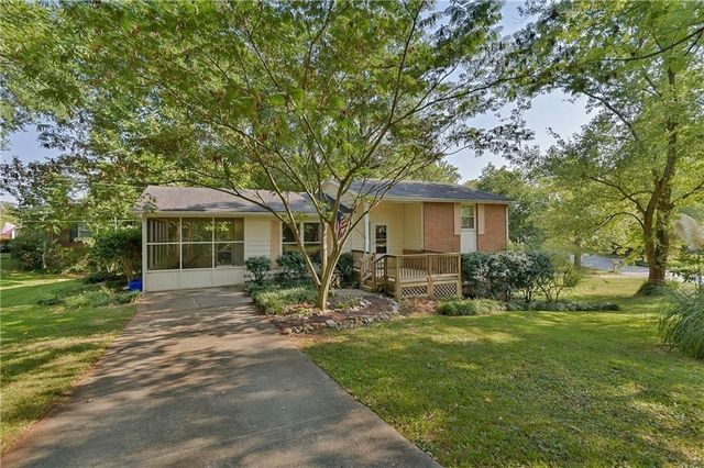1935 Inverness Road SE, Smyrna, GA 30080