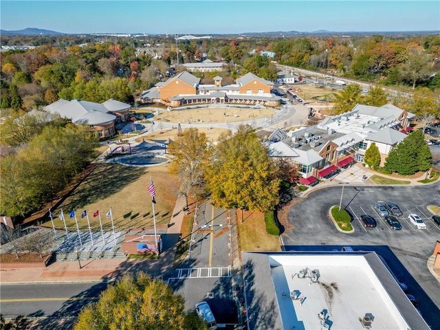 1935 Inverness Road SE, Smyrna, GA 30080