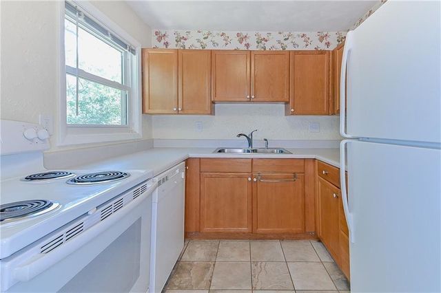 1935 Inverness Road SE, Smyrna, GA 30080