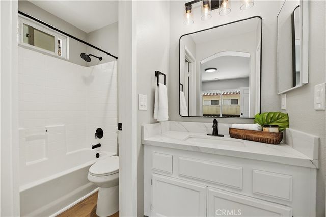 6004 Paseo Salinero, Carlsbad, CA 92009