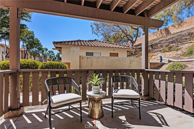6004 Paseo Salinero, Carlsbad, CA 92009
