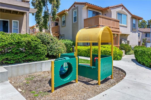 6004 Paseo Salinero, Carlsbad, CA 92009