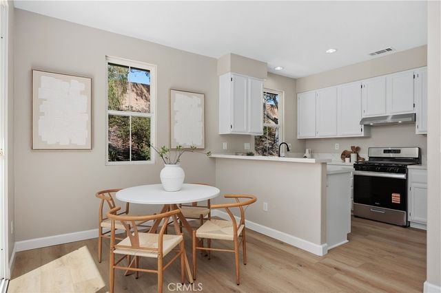6004 Paseo Salinero, Carlsbad, CA 92009