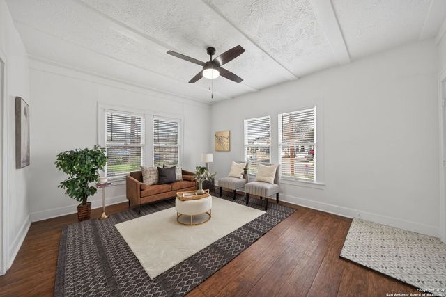 306 WALTON AVE, San Antonio, TX 78225