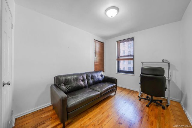 83-85 Woodhaven Boulevard 3L, Woodhaven, NY 11421