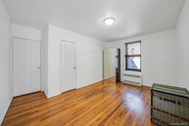 83-85 Woodhaven Boulevard 3L, Woodhaven, NY 11421
