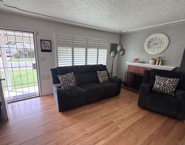 2755 Christina Ave, Stockton, CA 95204