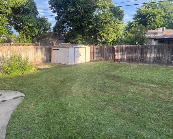 2755 Christina Ave, Stockton, CA 95204