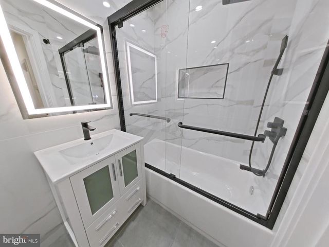 2165 E FIRTH ST, Philadelphia, PA 19125