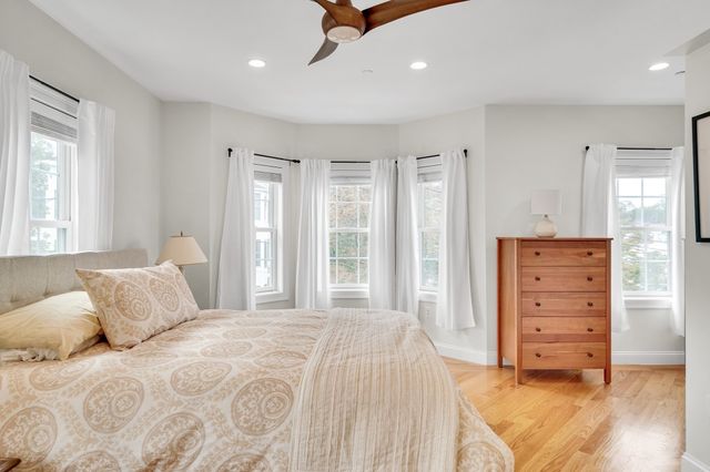 572 Freeport 303, Boston, MA 02122