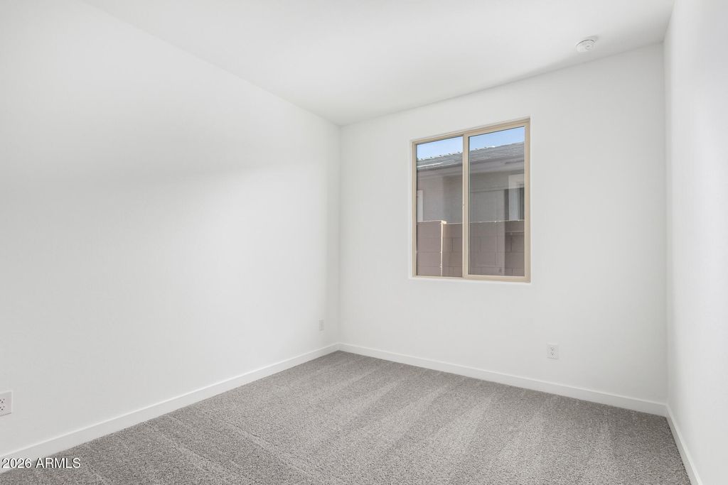 Image 17 of property listing at 5447 W MANZANITA Drive, Glendale, AZ 85302