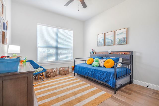 108 Southwood Drive, Burleson, TX 76028