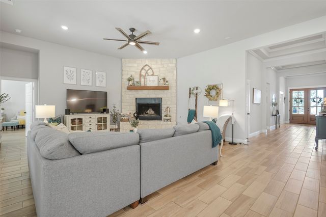 108 Southwood Drive, Burleson, TX 76028