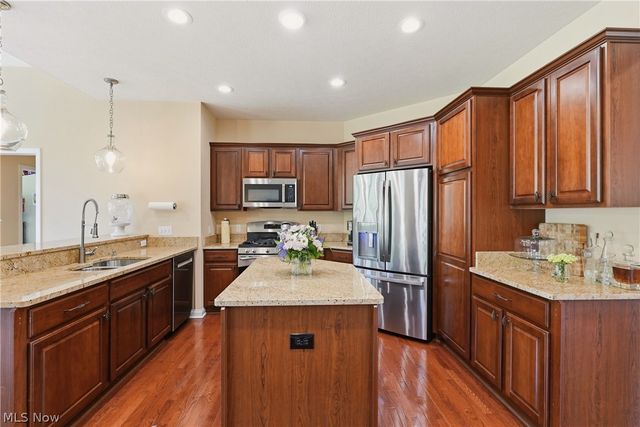 36939 Wexford Drive, Solon, OH 44139