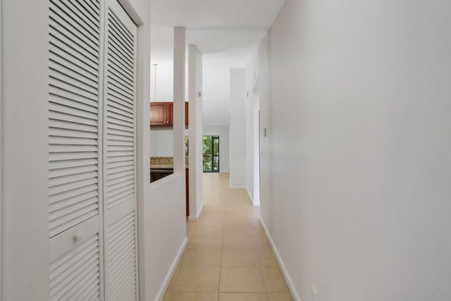 470 Hardwood Place, Boca Raton, FL 33431