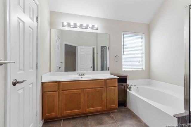 6925 Terra Rye, San Antonio, TX 78240