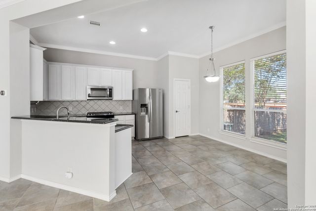 6925 Terra Rye, San Antonio, TX 78240