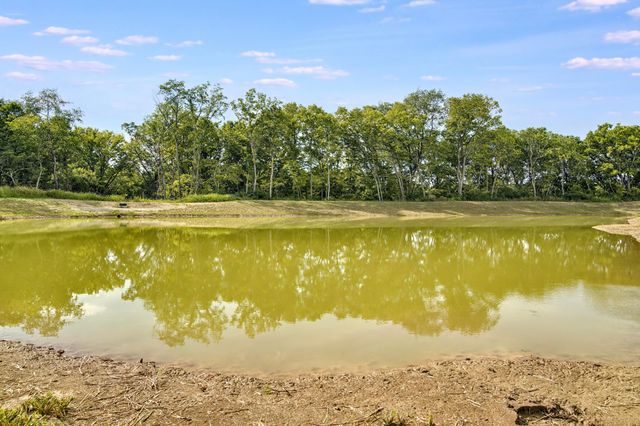 218 Vine Grove Drive, Circleville, OH 43113