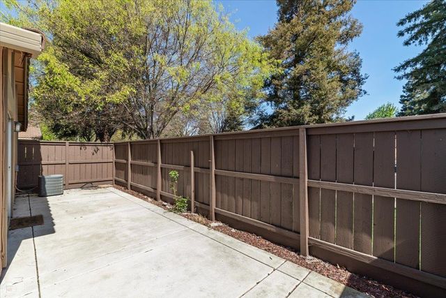 4064 Elmo Loop, Modesto, CA 95356