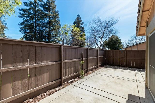 4064 Elmo Loop, Modesto, CA 95356