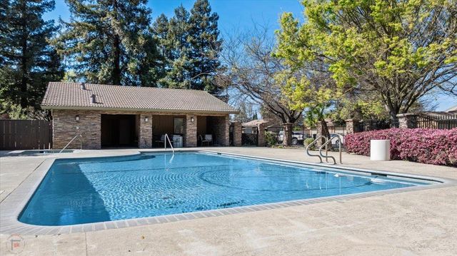 4064 Elmo Loop, Modesto, CA 95356