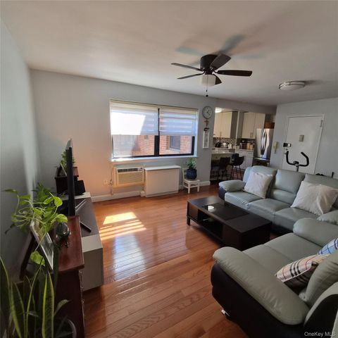 46-41 215 Street 2B, Bayside, NY 11361