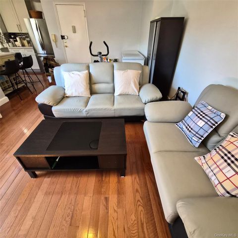 46-41 215 Street 2B, Bayside, NY 11361