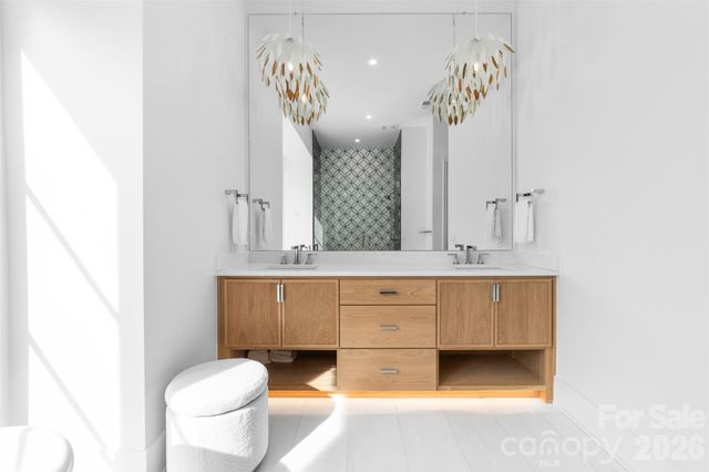 419 South Street 32, Davidson, NC 28036