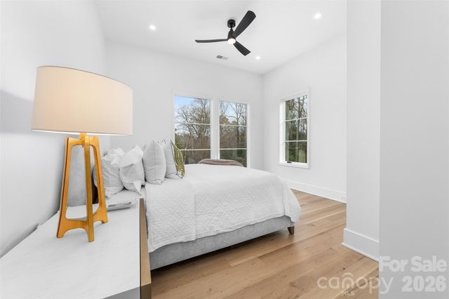 419 South Street 32, Davidson, NC 28036