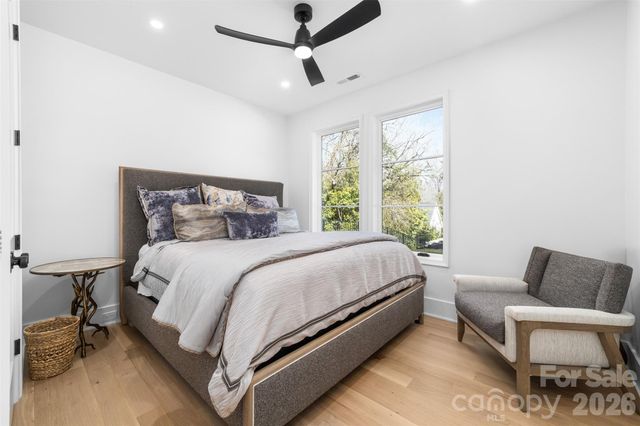 419 South Street 32, Davidson, NC 28036