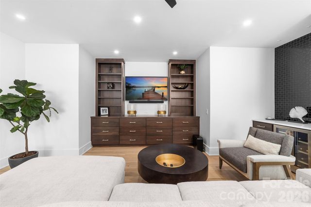 419 South Street 32, Davidson, NC 28036