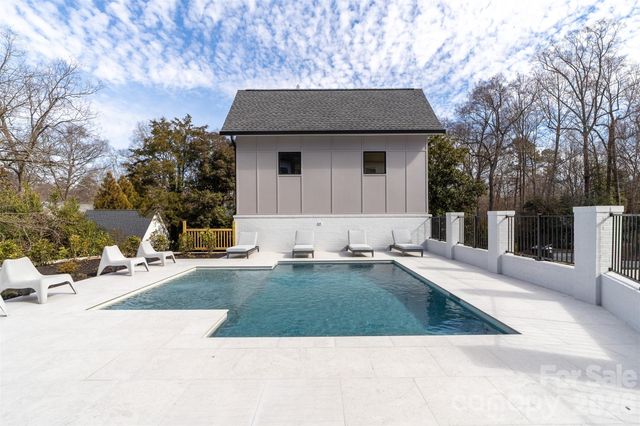 419 South Street 32, Davidson, NC 28036