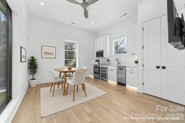 419 South Street 32, Davidson, NC 28036