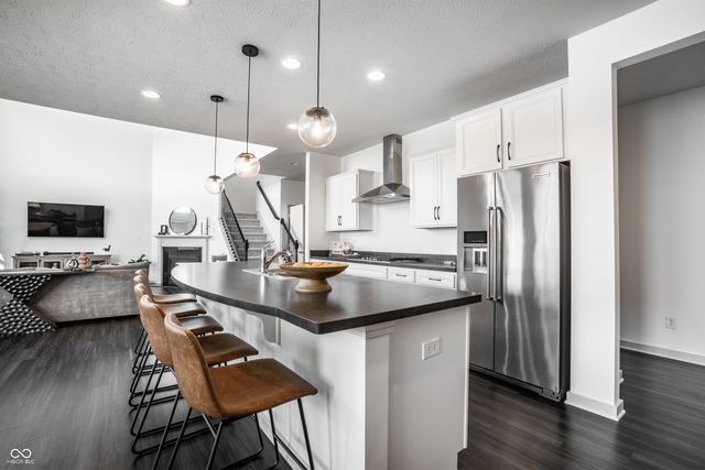 5597 Pecan Court, Noblesville, IN 46062