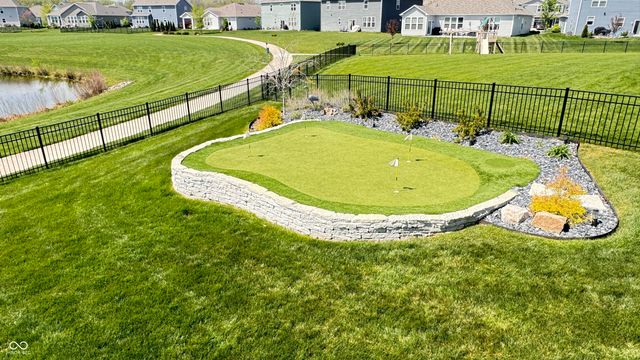 5597 Pecan Court, Noblesville, IN 46062